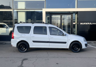 Подержанный автомобиль LADA (ВАЗ) Largus Wagon 2013 года (4 фото)