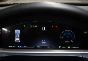 Подержанный автомобиль Voyah Free 2023 года (12 фото)