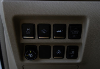 Подержанный автомобиль Infiniti JX 2013 года (18 фото)