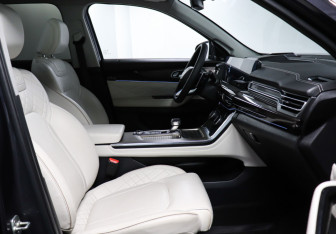 Подержанный автомобиль Exeed VX 2022 года (9 фото)