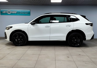 Новый Volkswagen Tiguan 2025 (8 фото)