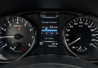 Подержанный автомобиль Nissan Qashqai 2021 года (16 фото)