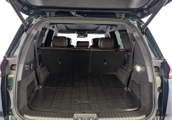 Подержанный автомобиль Exeed VX 2023 года (10 фото)