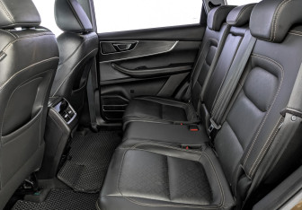 Подержанный автомобиль Chery Tiggo 8 2020 года (18 фото)