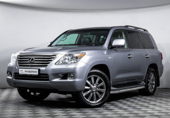 Подержанный автомобиль Lexus LX 2010 года (1 фото)
