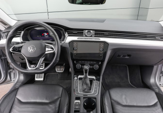 Подержанный автомобиль Volkswagen Arteon 2019 года (13 фото)