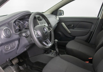 Подержанный автомобиль Renault Logan Sedan 2020 года (10 фото)