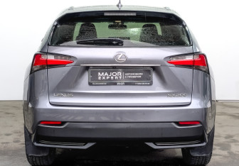 Подержанный автомобиль Lexus NX 2016 года (6 фото)