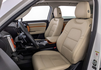 Подержанный автомобиль Haval Dargo 2023 года (19 фото)