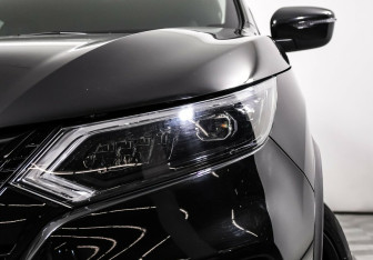 Подержанный автомобиль Nissan Qashqai 2022 года (7 фото)