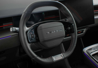 Подержанный автомобиль Jetour Dashing 2024 года (15 фото)