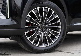 Новый Exeed RX 2025 (5 фото)