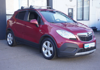 Подержанный автомобиль Opel Mokka 2013 года (3 фото)