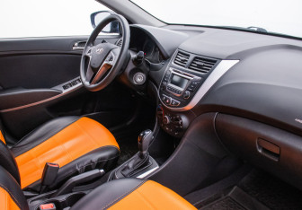 Подержанный автомобиль Hyundai Solaris Sedan 2015 года (9 фото)