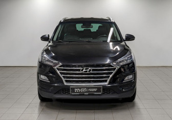 Подержанный автомобиль Hyundai Tucson 2020 года (2 фото)