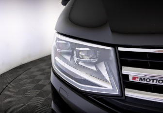 Подержанный автомобиль Volkswagen Multivan 2019 года (19 фото)