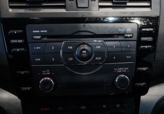 Подержанный автомобиль Mazda 6 Sedan 2011 года (16 фото)