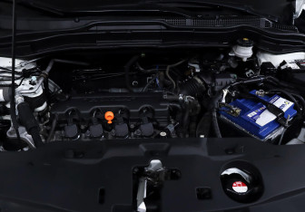 Подержанный автомобиль Honda CR-V 2012 года (5 фото)