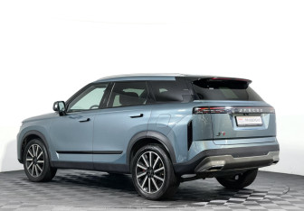 Подержанный автомобиль Jaecoo J7 2024 года (7 фото)