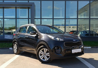 Подержанный автомобиль Kia Sportage 2017 года (3 фото)