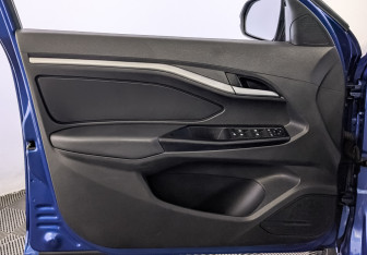 Подержанный автомобиль LADA (ВАЗ) Vesta Sedan 2022 года (19 фото)