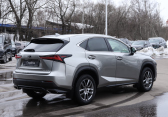 Подержанный автомобиль Lexus NX 2019 года (5 фото)
