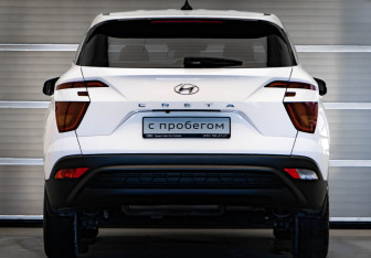 Подержанный автомобиль Hyundai Creta 2022 года (5 фото)