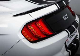 Подержанный автомобиль Ford Mustang Coupe 2020 года (17 фото)