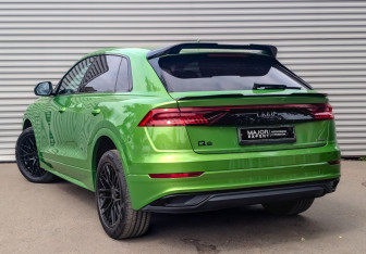 Подержанный автомобиль Audi Q8 2021 года (7 фото)