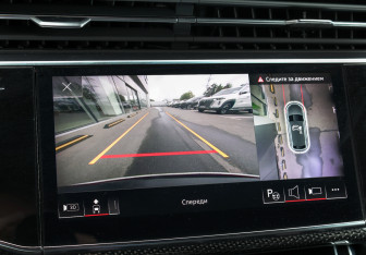 Подержанный автомобиль Audi SQ8 2022 года (22 фото)