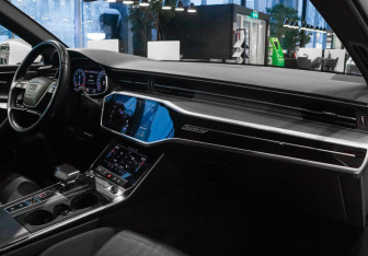 Подержанный автомобиль Audi A6 Sedan 2019 года (7 фото)