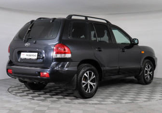 Новый Hyundai Santa Fe 2009 (3 фото)