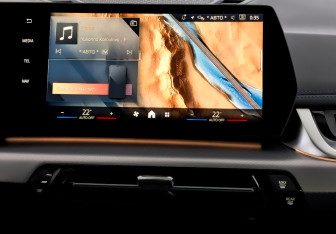 Новый BMW X1 2025 (11 фото)