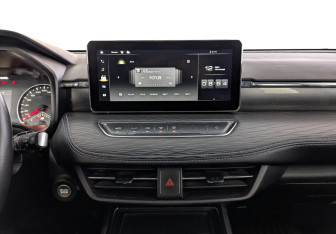 Подержанный автомобиль Haval Jolion 2023 года (17 фото)