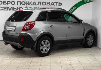 Подержанный автомобиль Opel Antara 2010 года (4 фото)
