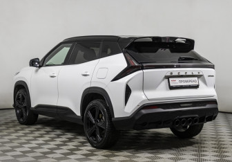 Подержанный автомобиль Geely Cityray 2024 года (7 фото)