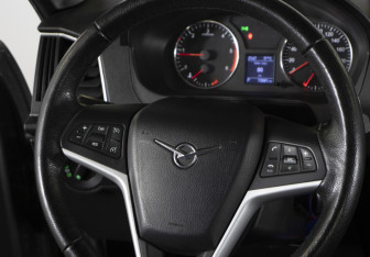 Подержанный автомобиль УАЗ Patriot 2019 года (15 фото)