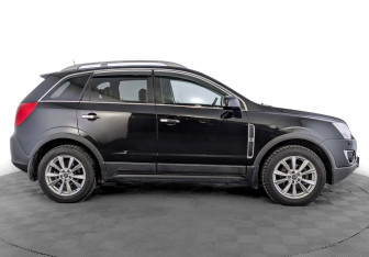 Подержанный автомобиль Opel Antara 2013 года (4 фото)