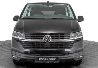 Подержанный автомобиль Volkswagen Multivan 2021 года (2 фото)