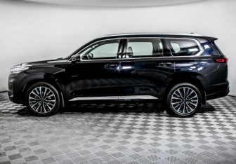 Подержанный автомобиль Exeed VX 2023 года (8 фото)