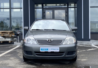 Подержанный автомобиль Toyota Corolla Sedan 2006 года (2 фото)