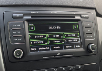 Подержанный автомобиль Skoda Yeti 2011 года (13 фото)