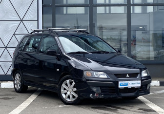 Подержанный автомобиль Mitsubishi Space Star Compactvan 2004 года (3 фото)