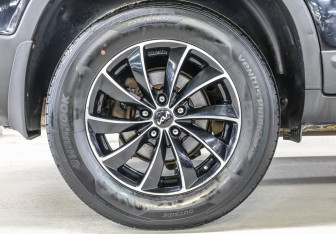 Подержанный автомобиль Kia Sorento 2010 года (21 фото)