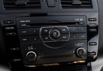 Подержанный автомобиль Mazda 6 Sedan 2010 года (16 фото)