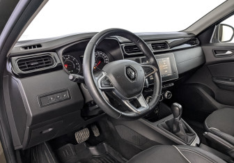 Подержанный автомобиль Renault Arkana 2019 года (15 фото)