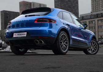 Подержанный автомобиль Porsche Macan 2017 года (9 фото)