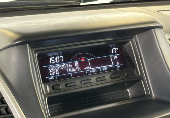 Подержанный автомобиль Mitsubishi Pajero Sport 2013 года (17 фото)