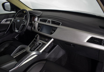 Подержанный автомобиль Geely Atlas 2019 года (6 фото)