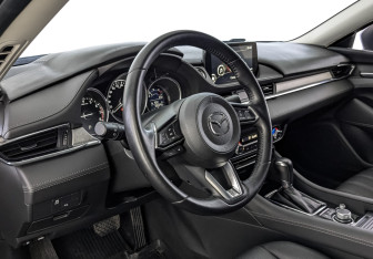 Подержанный автомобиль Mazda 6 Sedan 2020 года (15 фото)
